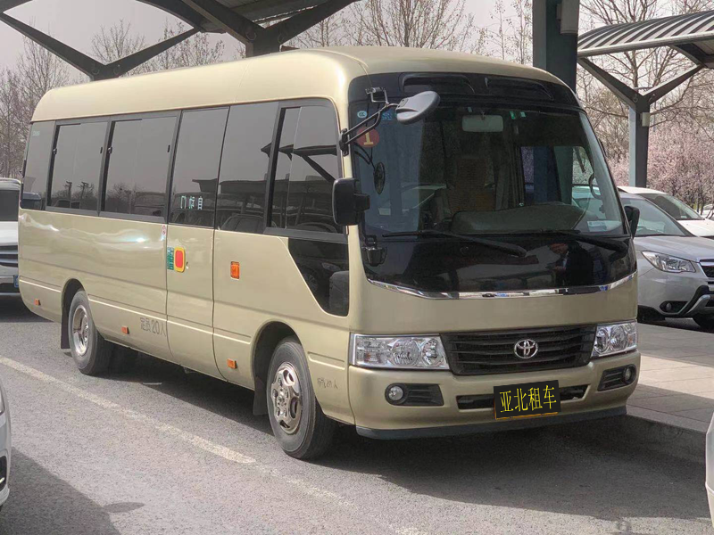 豐田考斯特助力融創(chuàng)城開(kāi)業(yè)在即，期待